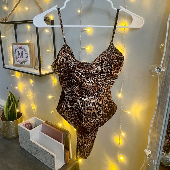 Forever 21 Velvet Ruched Leopard Cami Bodysuit - Picture 1 of 4